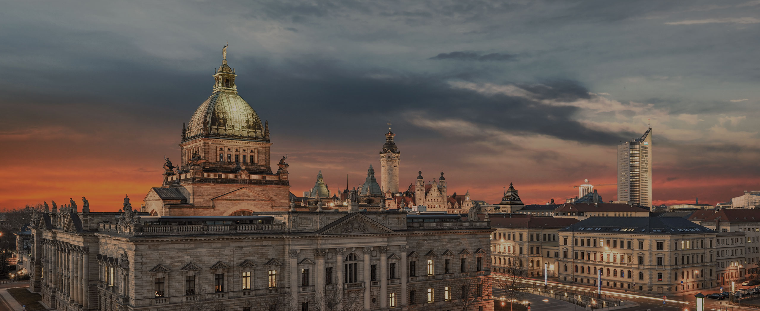 Wertstein_Haeder_Slideshow_Unternehmen_L_2560x1050px